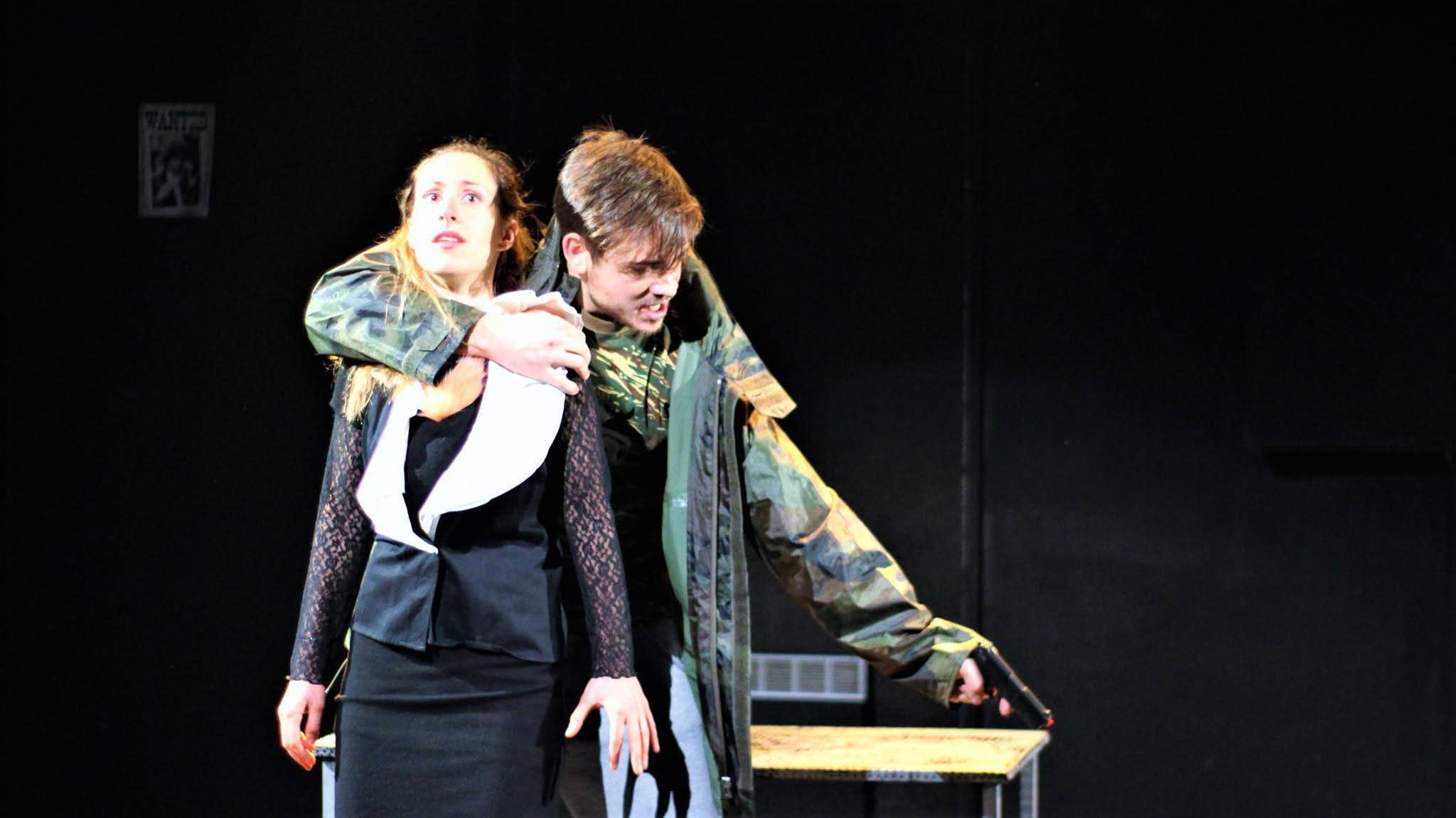 A stage scene from Roberto Zucco